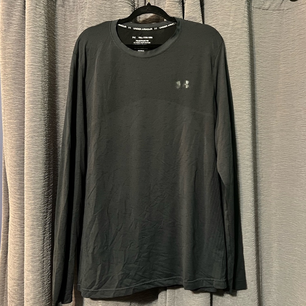 The Seamless Under Armour Tee